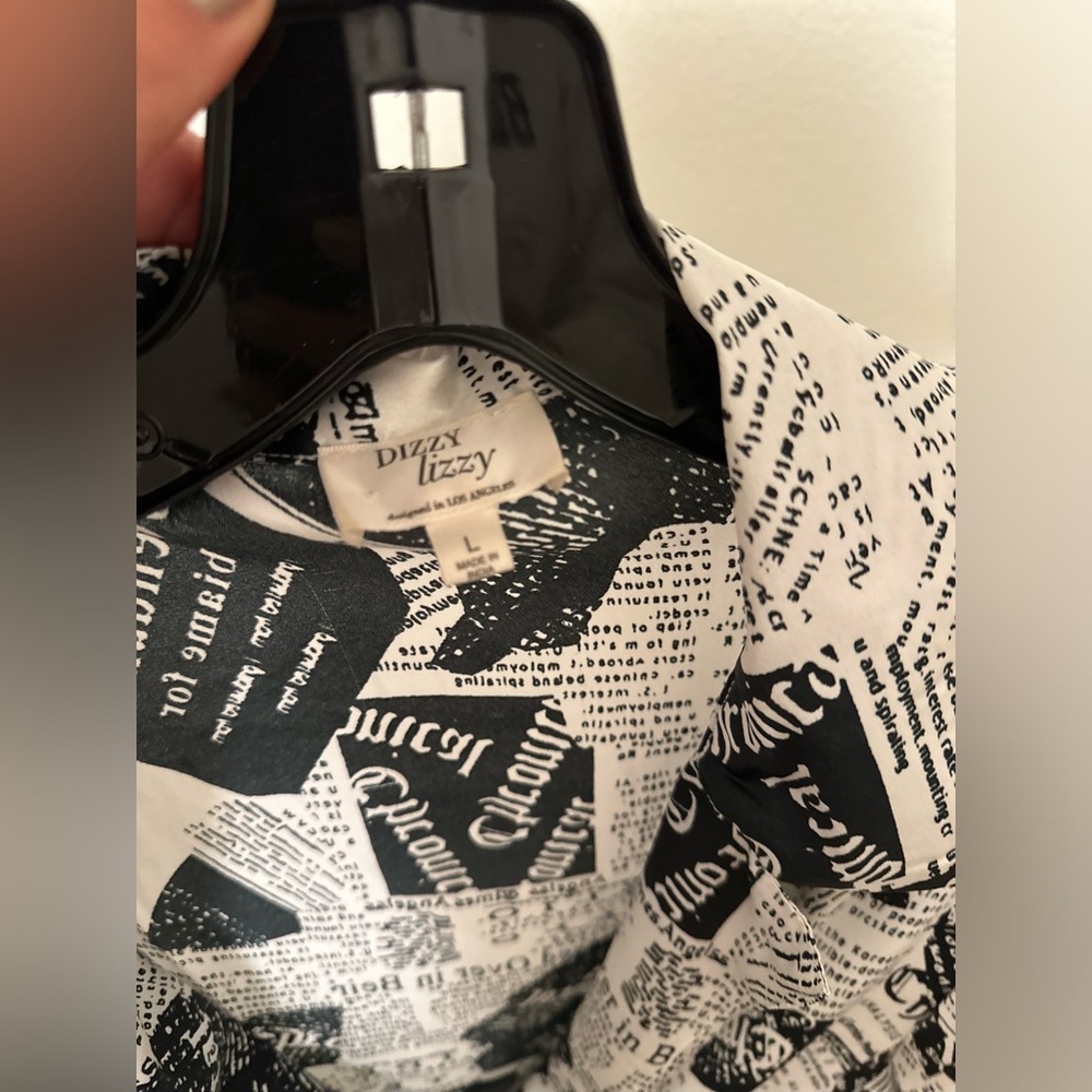 Dizzy Lizzy Blouse View 3